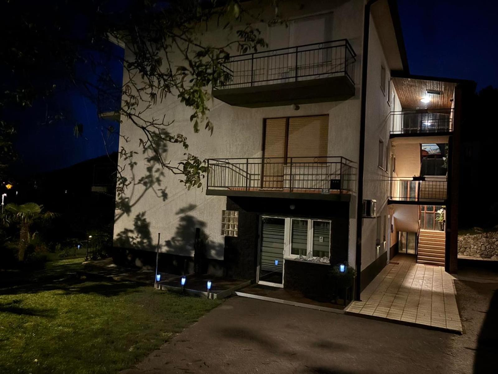 Apartments Penko Lovran Luaran gambar